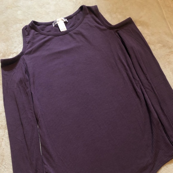 Garage Cold Shoulder Bodysuit - Picture 2 of 3